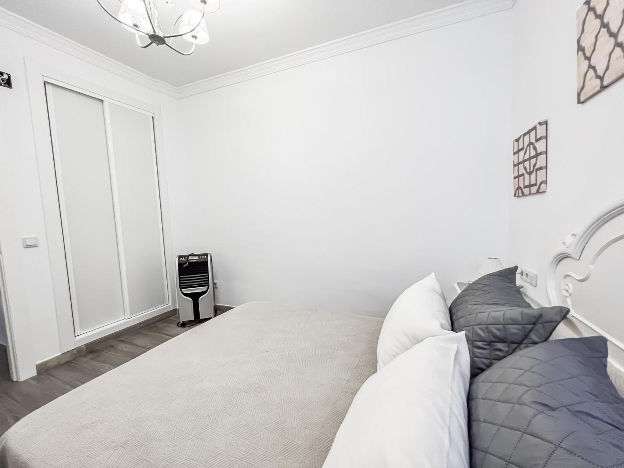 Apartment Cd-1382 Two Bedroom With Terrace