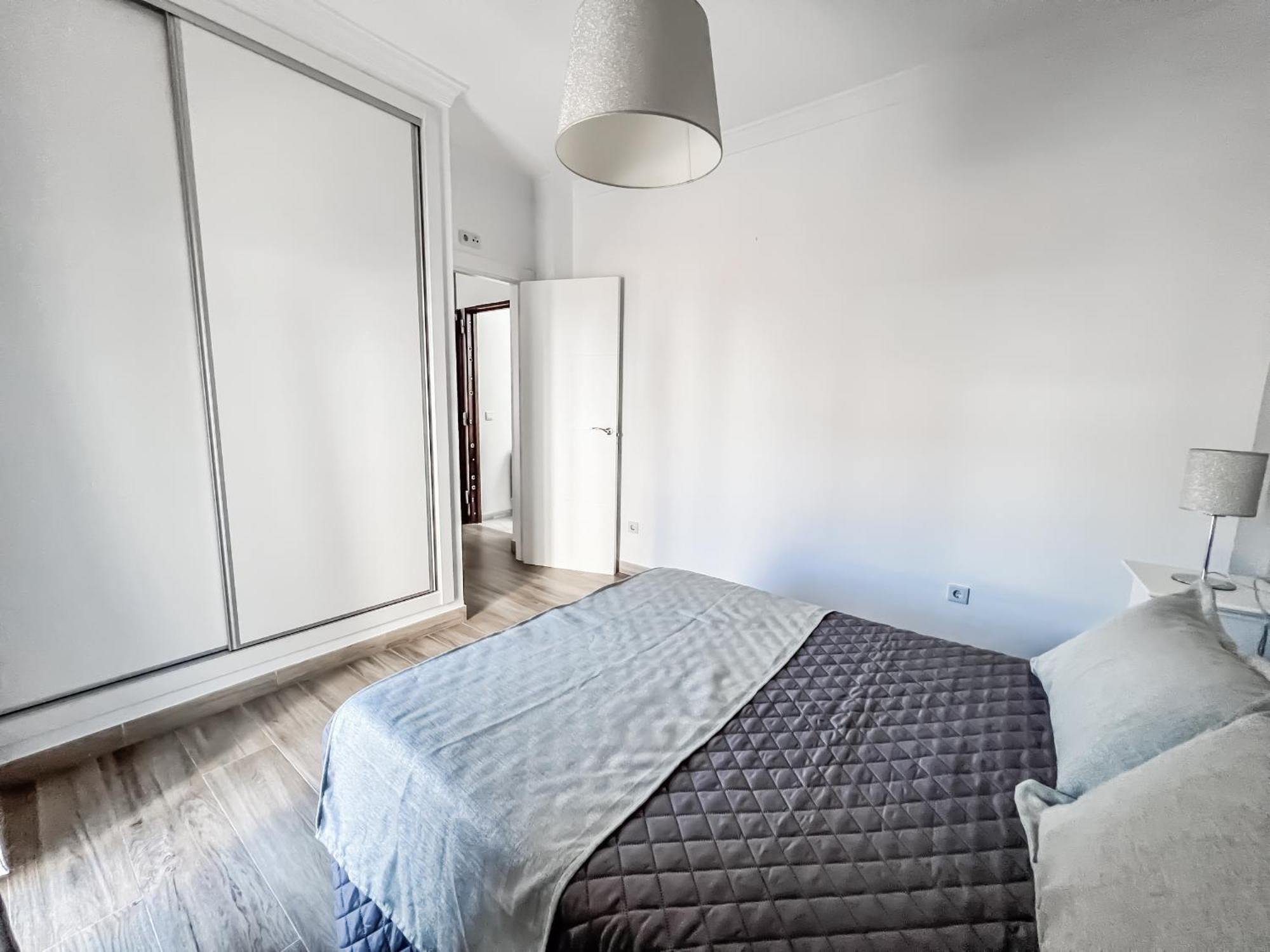 Cd-1382 Two Bedroom With Terrace Apartment