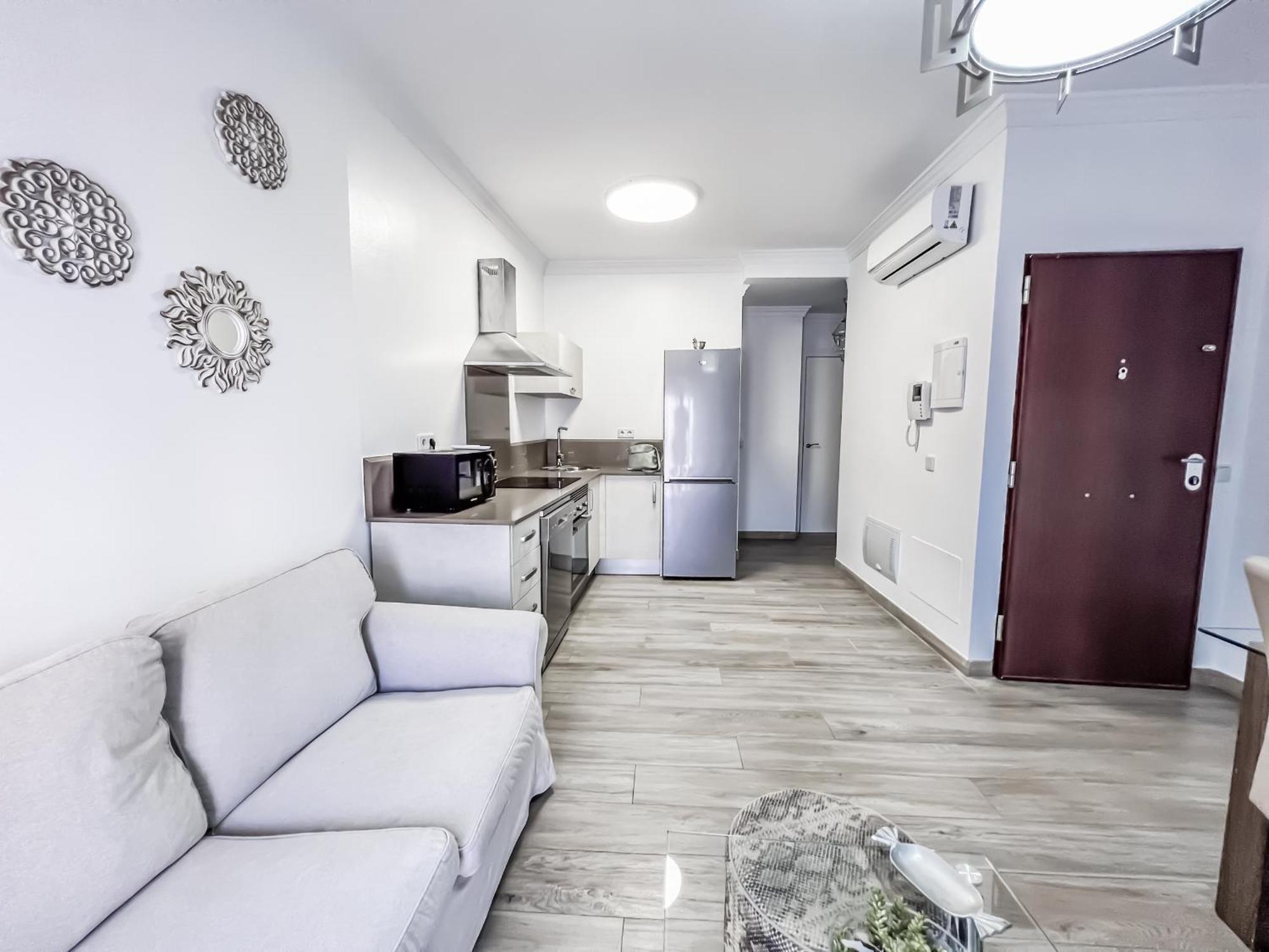 Apartment Cd-1382 Two Bedroom With Terrace