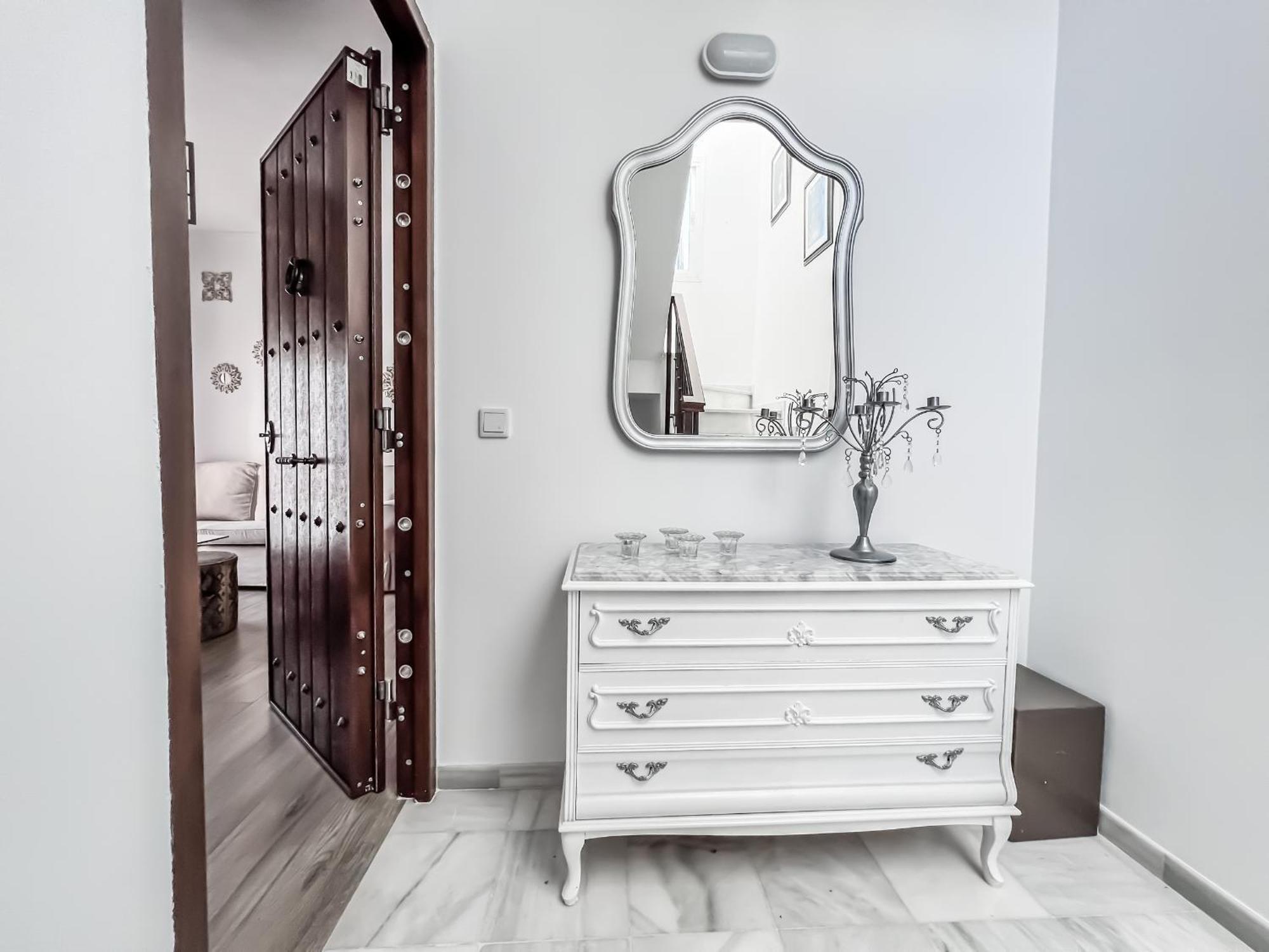Cd-1382 Two Bedroom With Terrace Appartement *